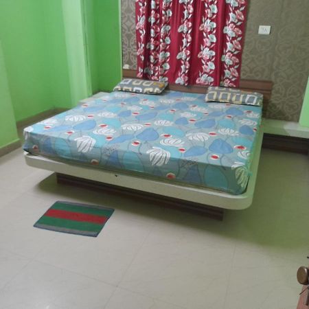 Hotel Tirupati Пури Экстерьер фото